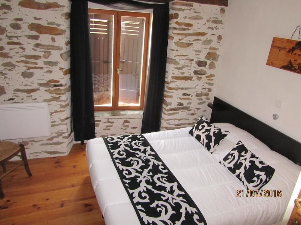 Auberg'Inn view 3
