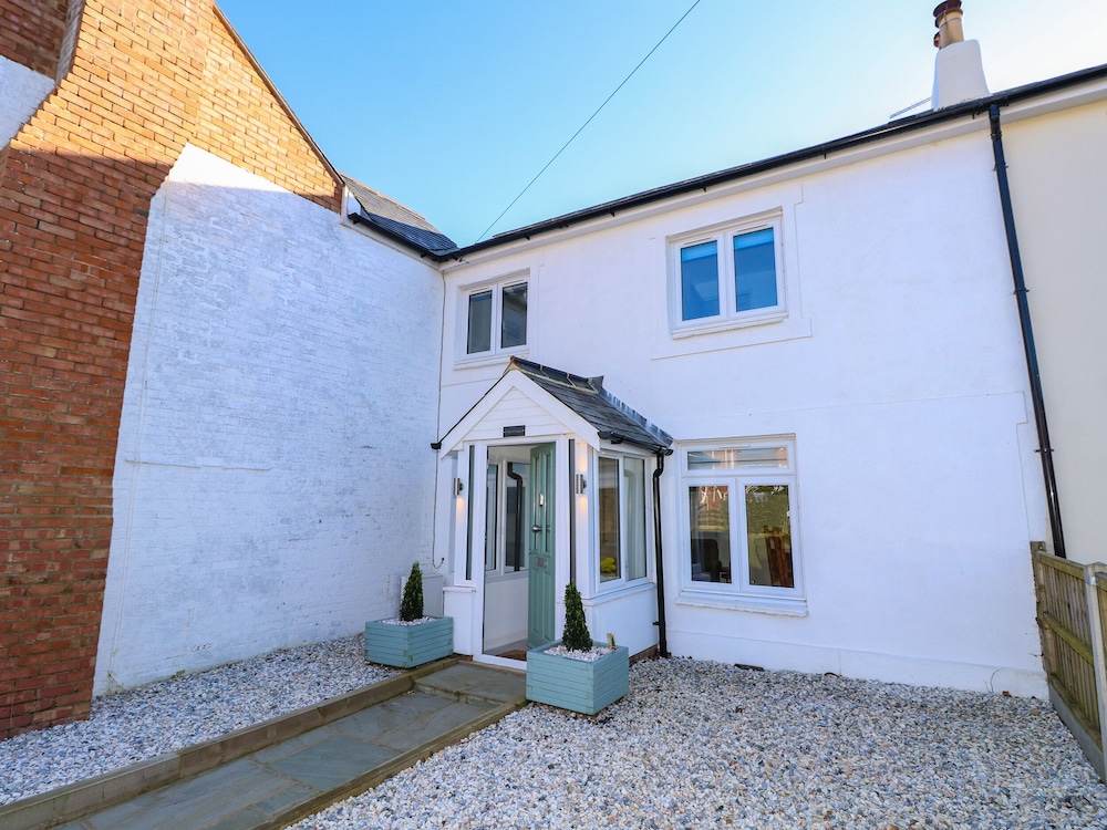 1 Star Cottages