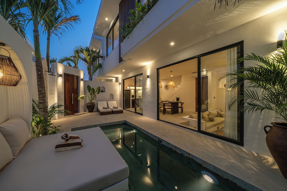 Nova Oasis 4