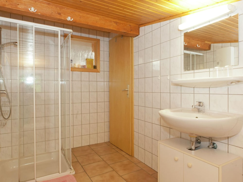 Idyllic Studio Apartment Near Kaifenheim and Near the Forest - Property Image 44