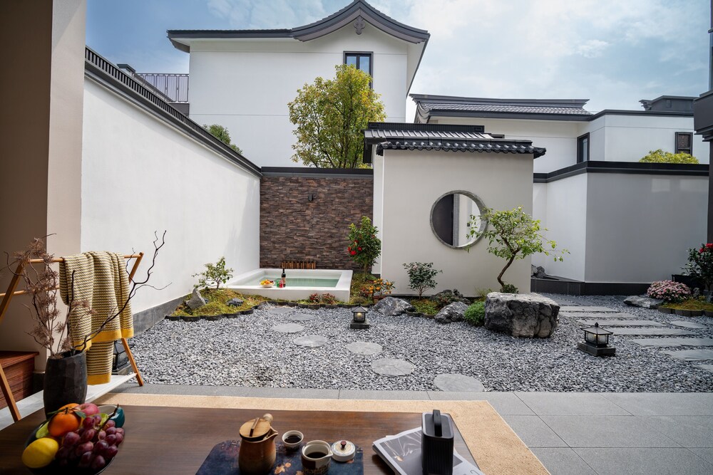 Mstay Homestay Jihua Store