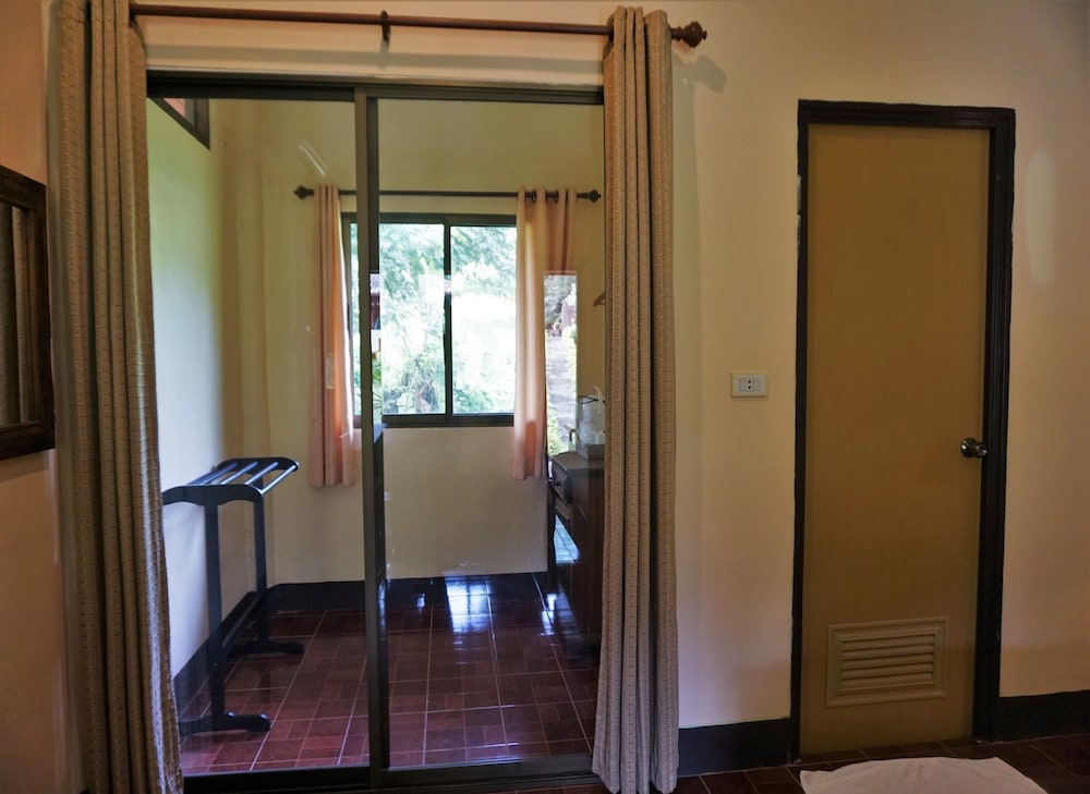 Mae Rim Vacations - Ban Rai Tin Thai Ngarm Eco Lodge - Property Image 12