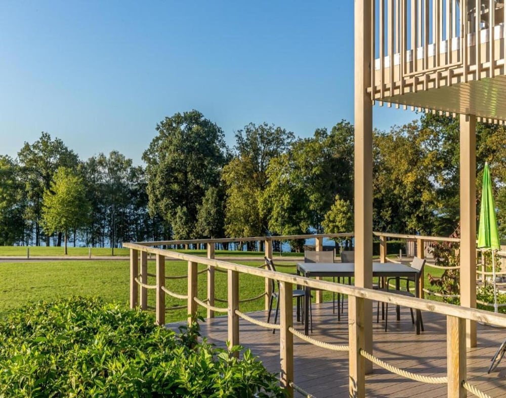 Sauna Villa by the Lake