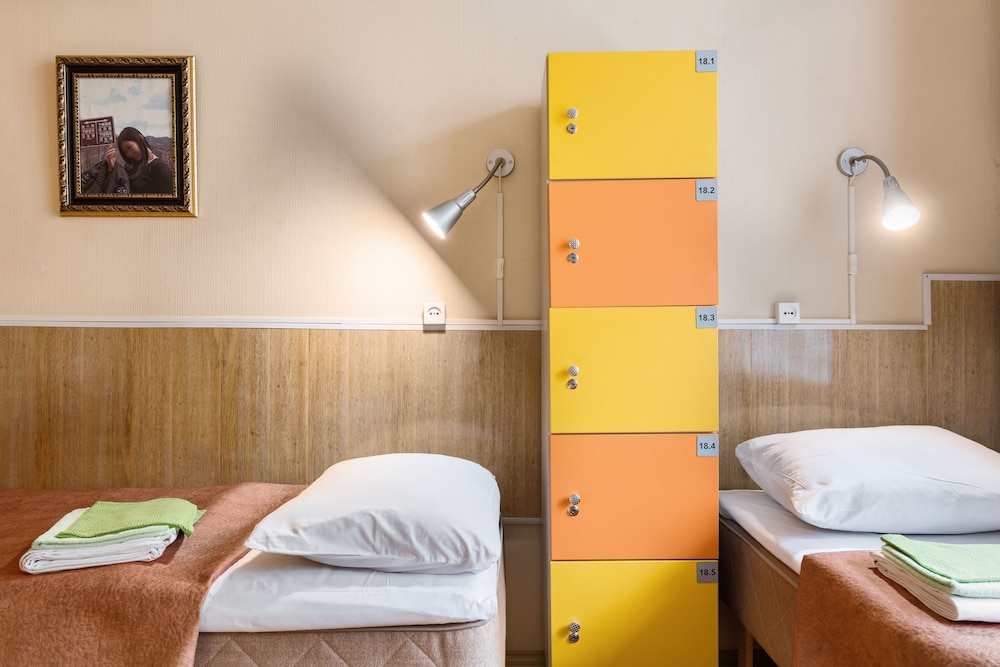 Metro-Tour Hostel