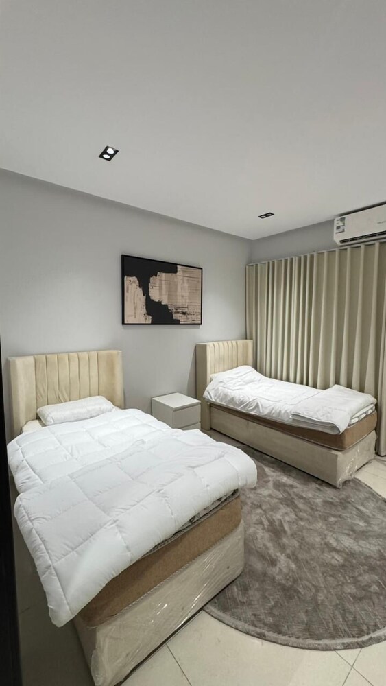 OrbitNet Suites Al Ulaya
