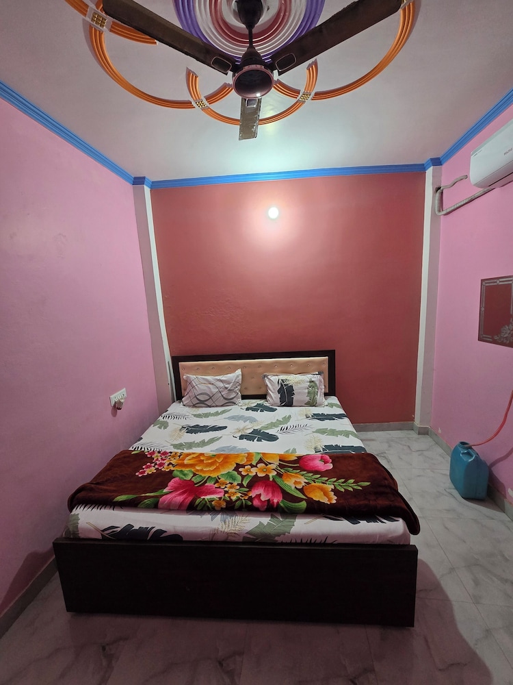 Avadh Dham Guest House