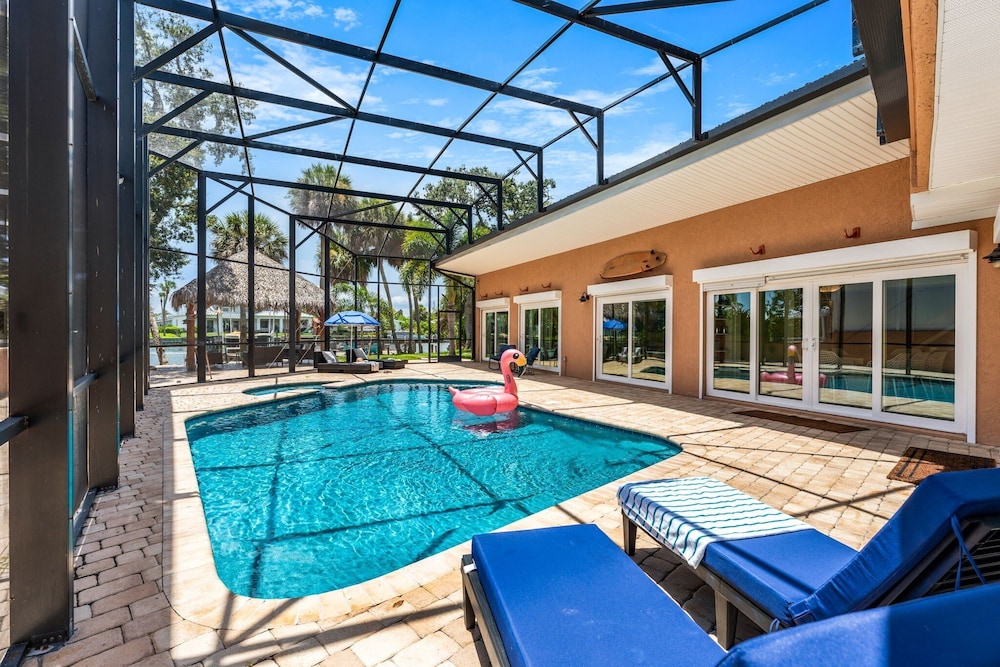 464 Indian Creek Dr