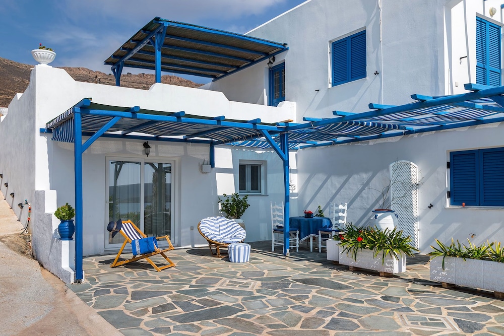 Sea View Studios
