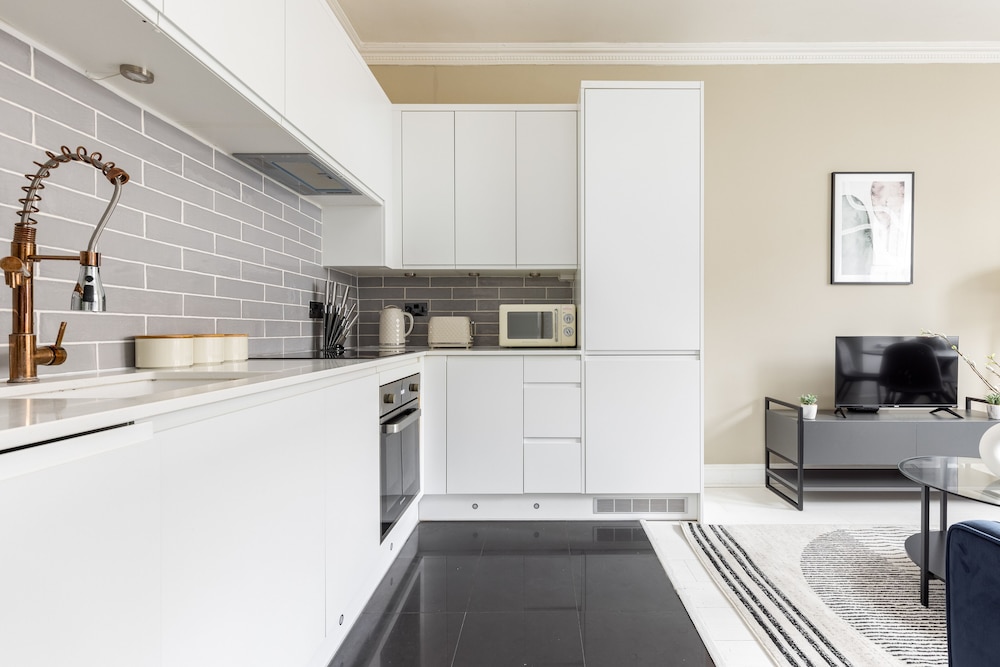 Modern Apartment in Walthamstow