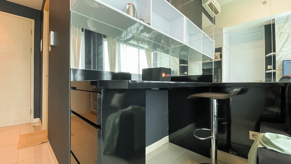 Spacious 1BR at Tree Park City BSD Apartment