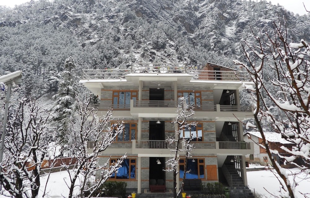 The Royal Orchard Kasol