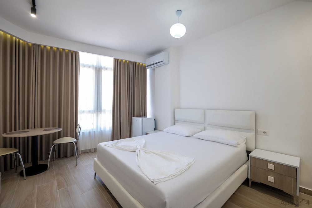Al Mare Rooms - Sarande