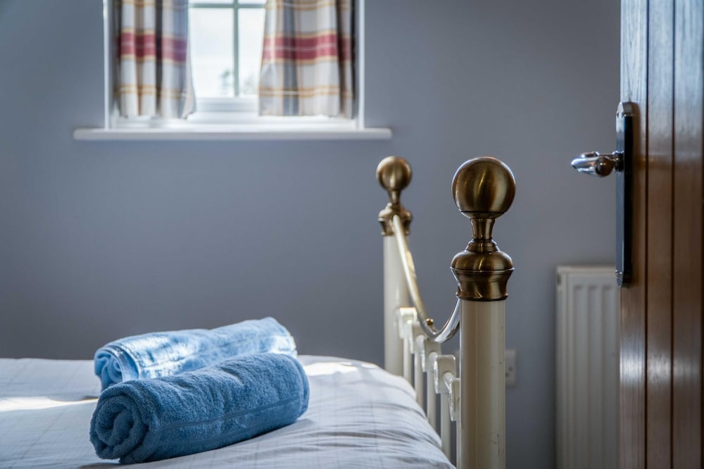 The Granary - 2 Bedroom Cottage - Penally