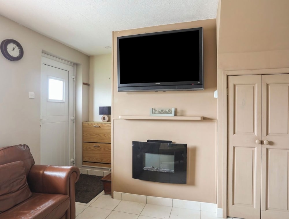 Cozy Cottage Retreat on Glan Gwna Holiday Park