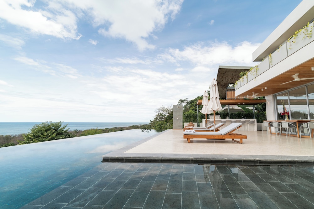 Soluna Villas