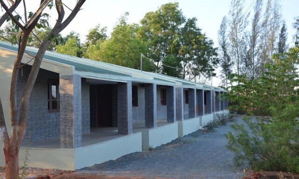 Zip Raashi Farm