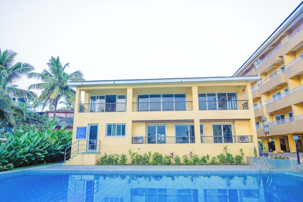 Alaya Stays Veera Marina 3 BHK Apartment