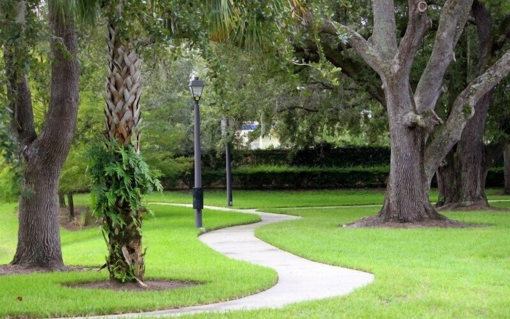 Fd57055 - Lucaya Village - 4 Bed 3 Baths Townhouse view 5