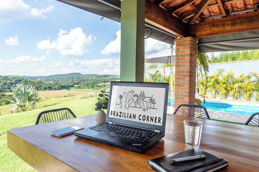 Casa com piscina - Brazilian Corner