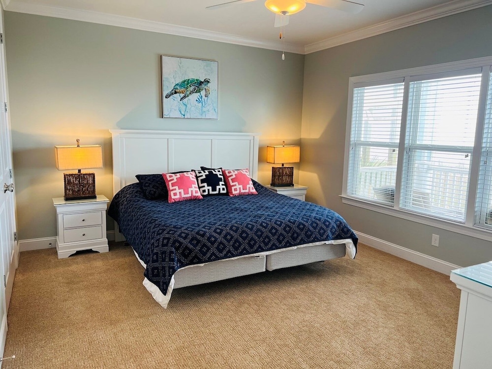 287 Obw 6 Bedroom Home by RedAwning view 2