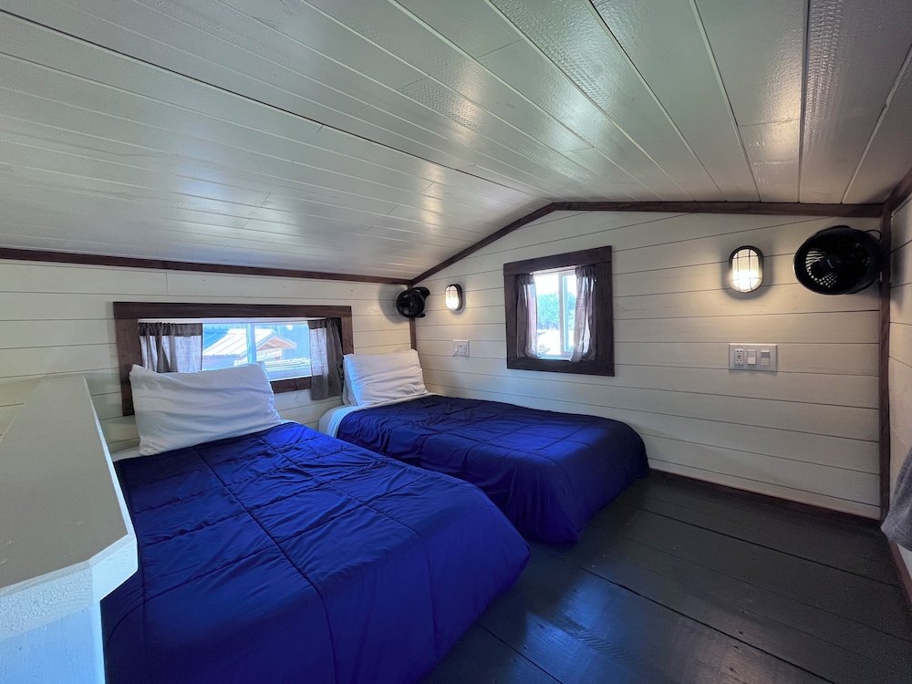 Tiny Home Resorts