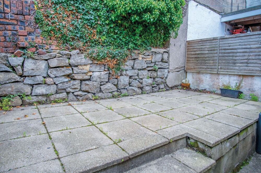 Photo 48