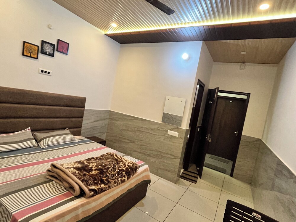 Hotel Utsav