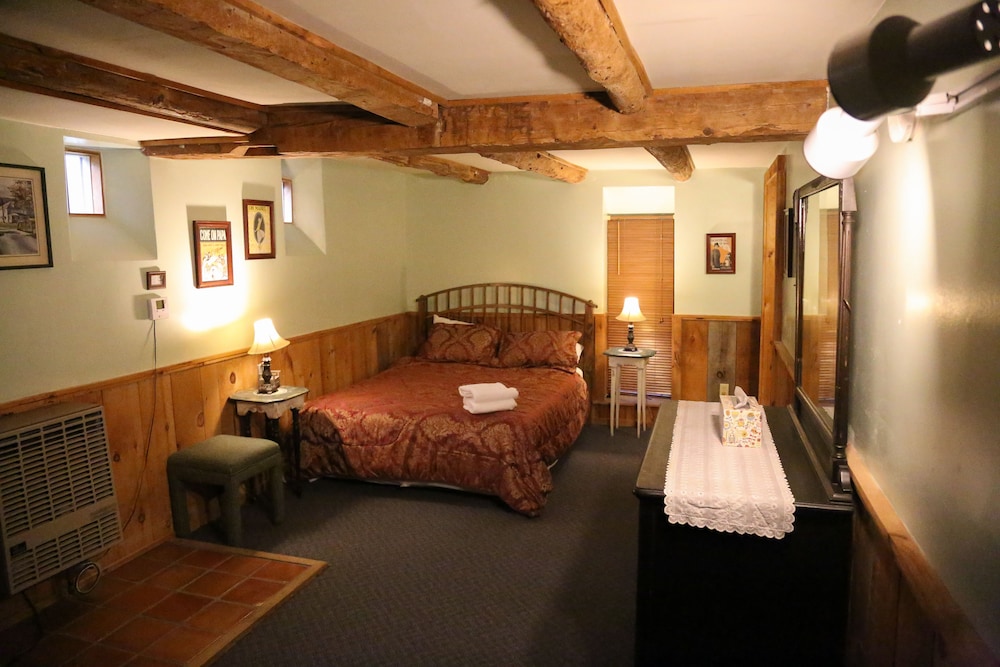 Plymouth Vacations - Salt Ash Inn - Property Image 20