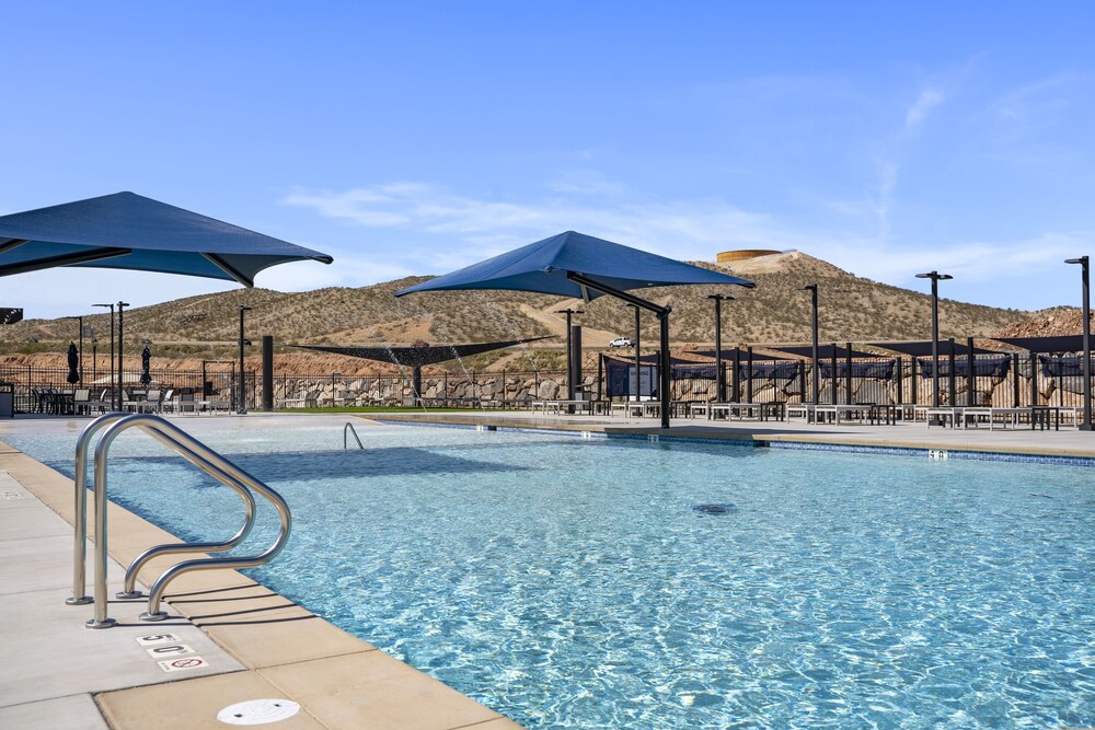 Sand Hollow Skyline 4 Bedroom Townhouse
