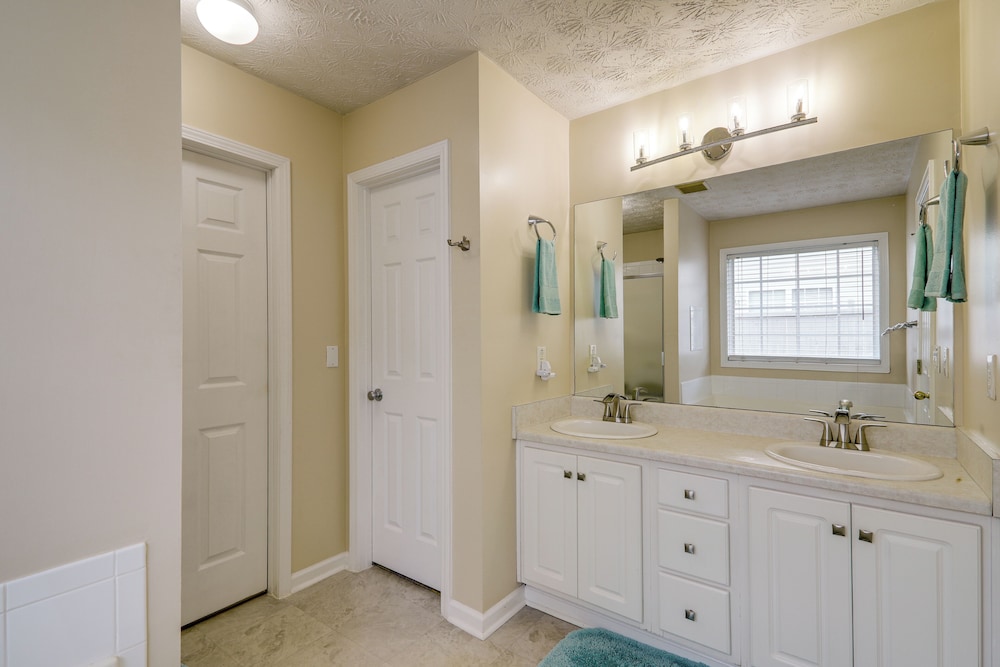 Shop, Fish & Explore: Suburban Home in Loganville!