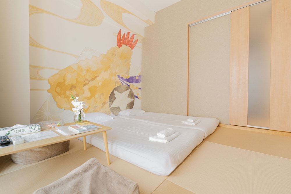 V Boutique House