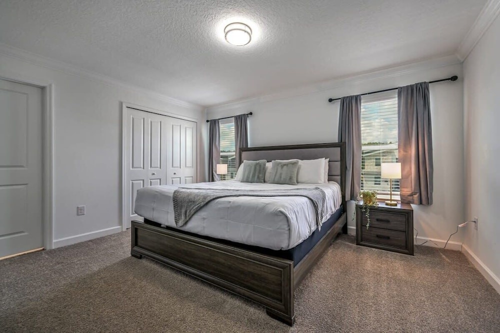 Fun Getaway With Themed Bedrooms