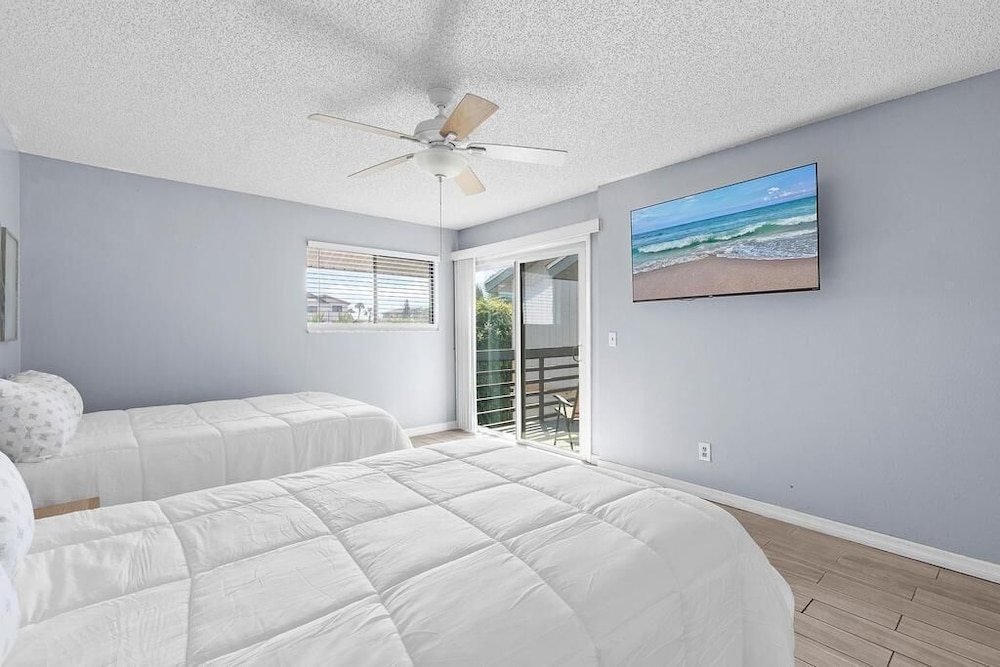 Sea Woods 211