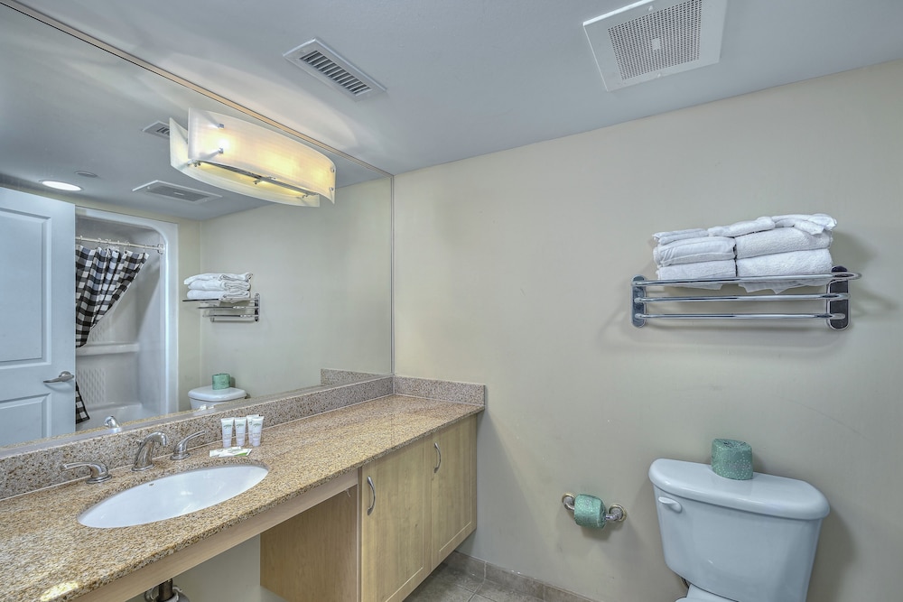 Units at Sandy Beach Resort by Elliott Beach Rentals