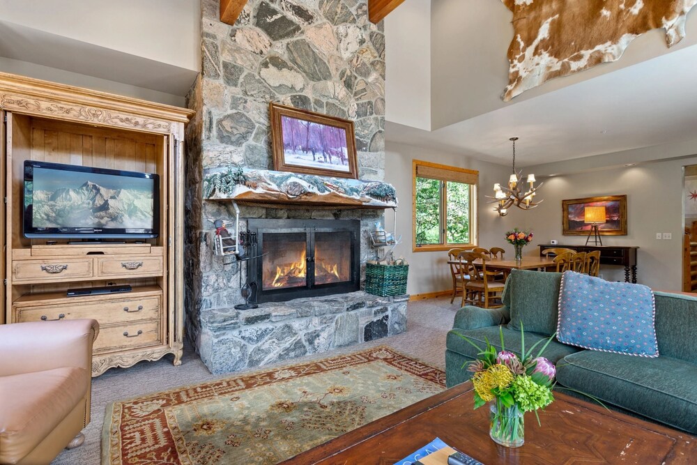 Trail's End Lodge at Deer Valley Resort - Four Bedroom Residence with Spa #18 4 Condo