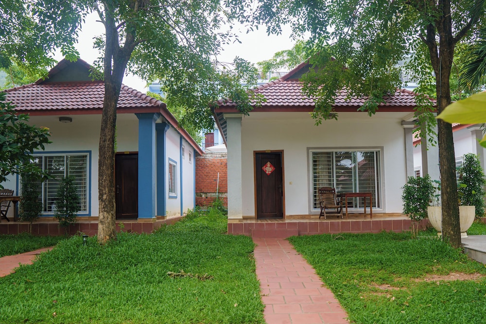 New Dragon Inn Guest House