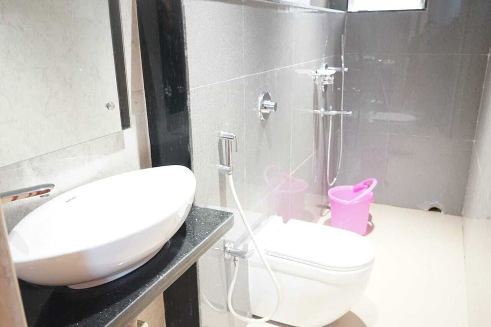 HOTEL MANNAT INTERNATIONAL