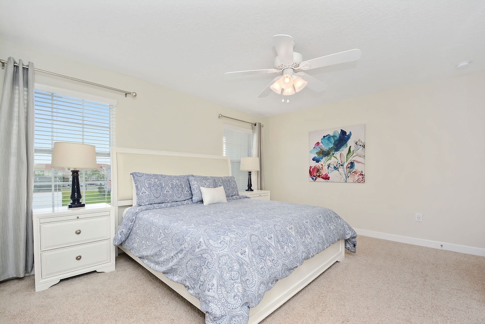 Wonderful 4Bd With Pool at Storey Lake Resort 4819