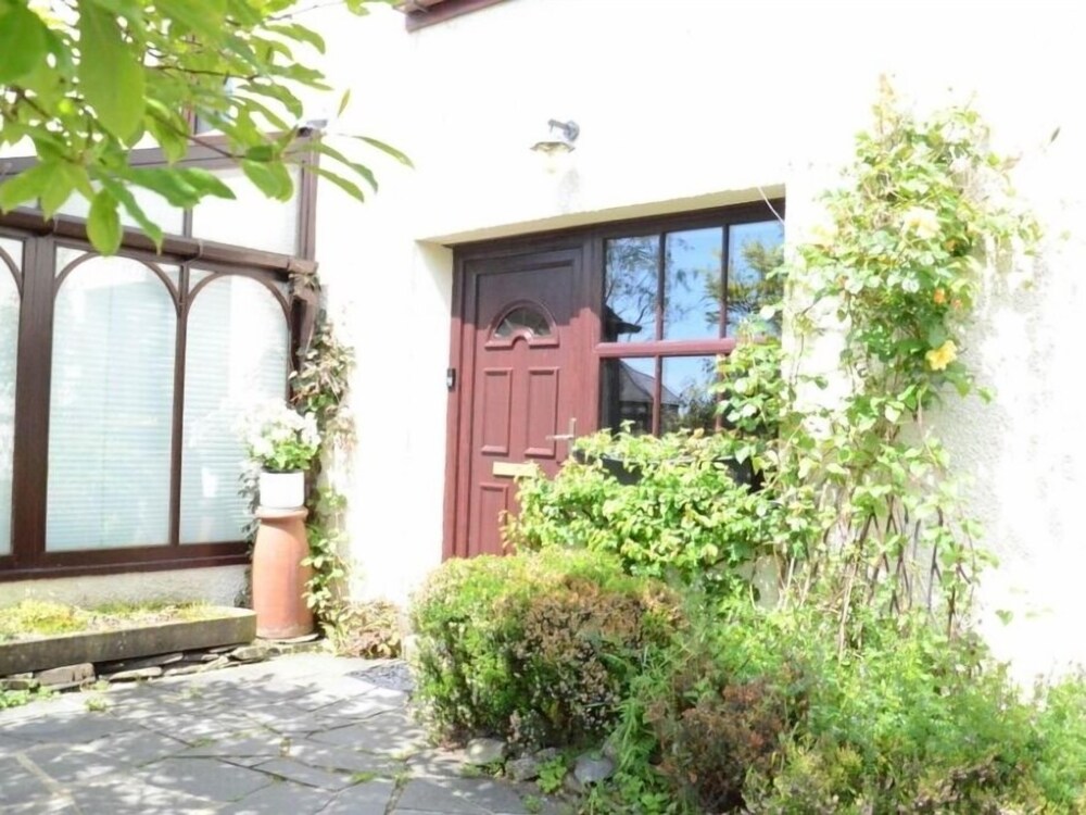 Greety Gate House