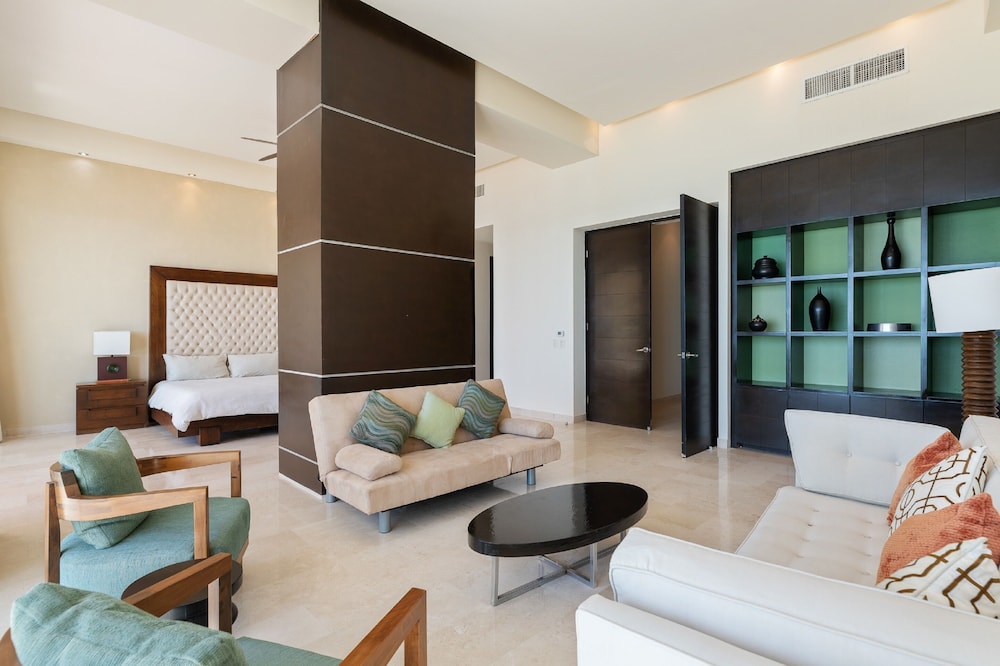 Encanto Living 1201 -4BR by Kivoya