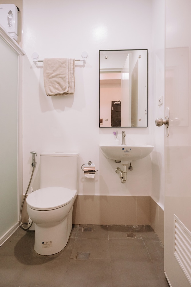 Stylish 1BR City Apartment