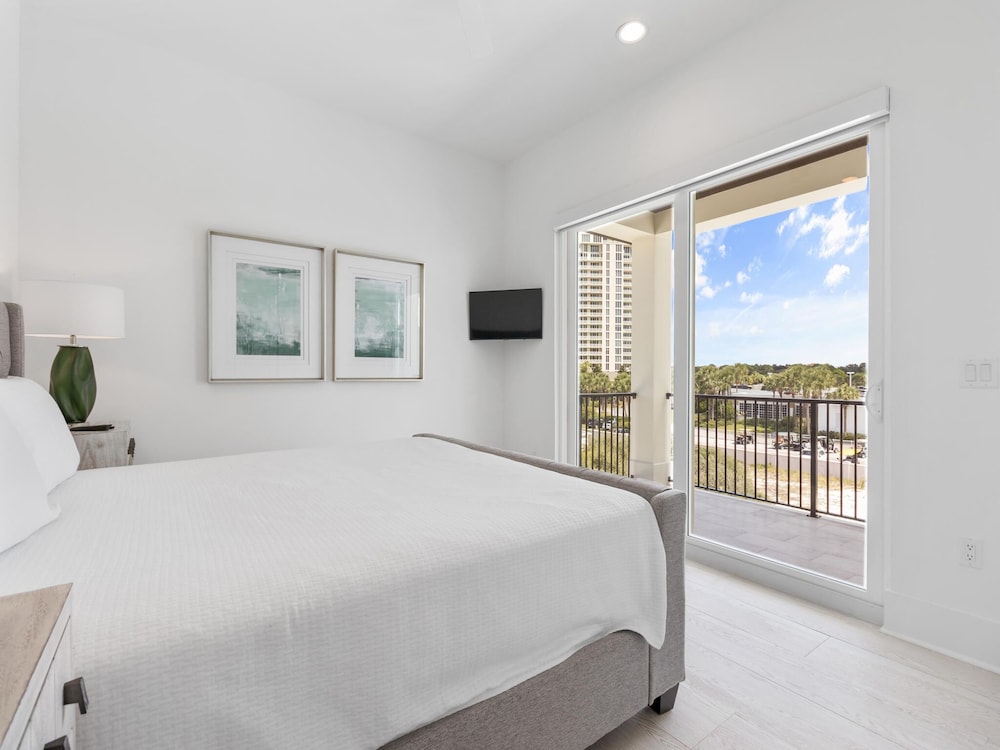 Whiskey Beach House view 3