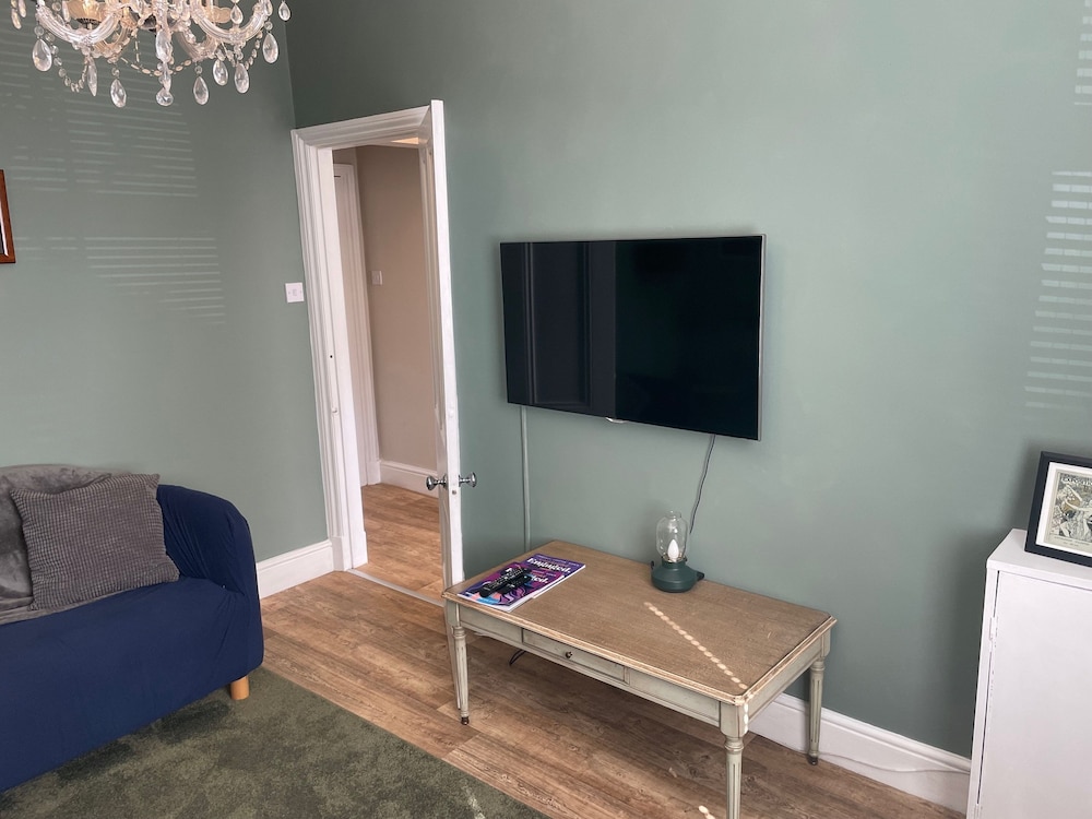 Comfy 1Bd Retreat In The Heart Of Alderley Edge