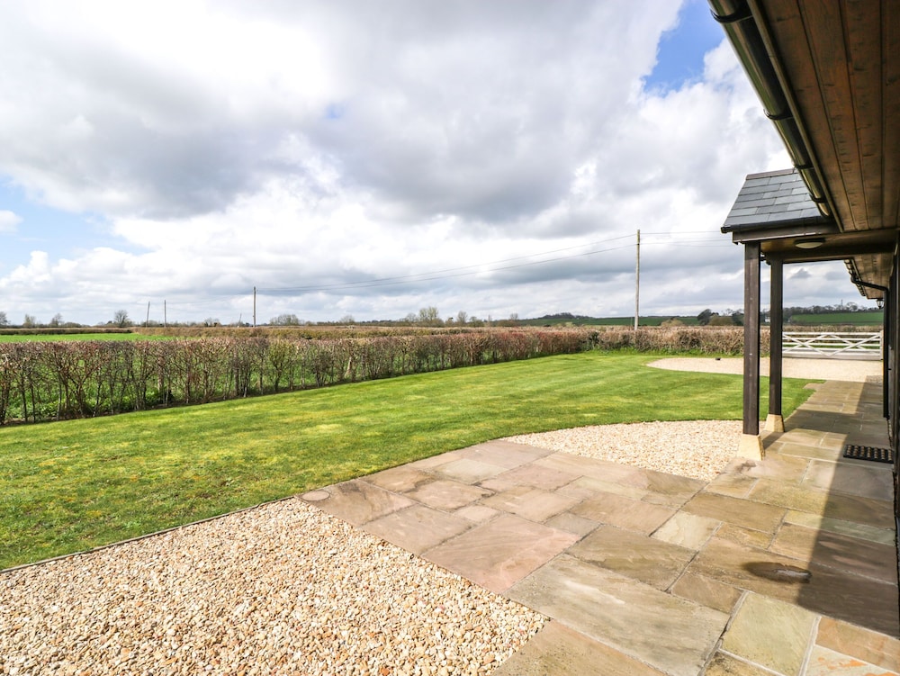 Yeovil Vacations - Rectory Farm View - Property Image 19