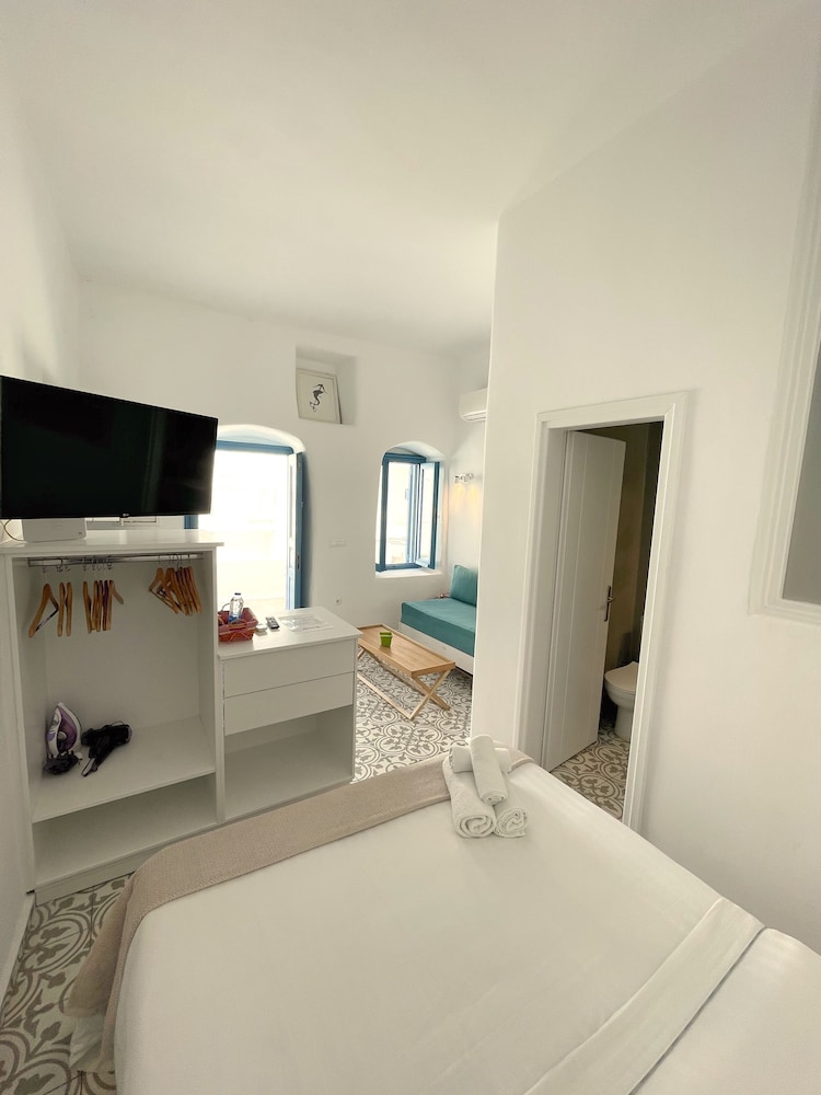 Thoddoo Beach Holiday Inn
