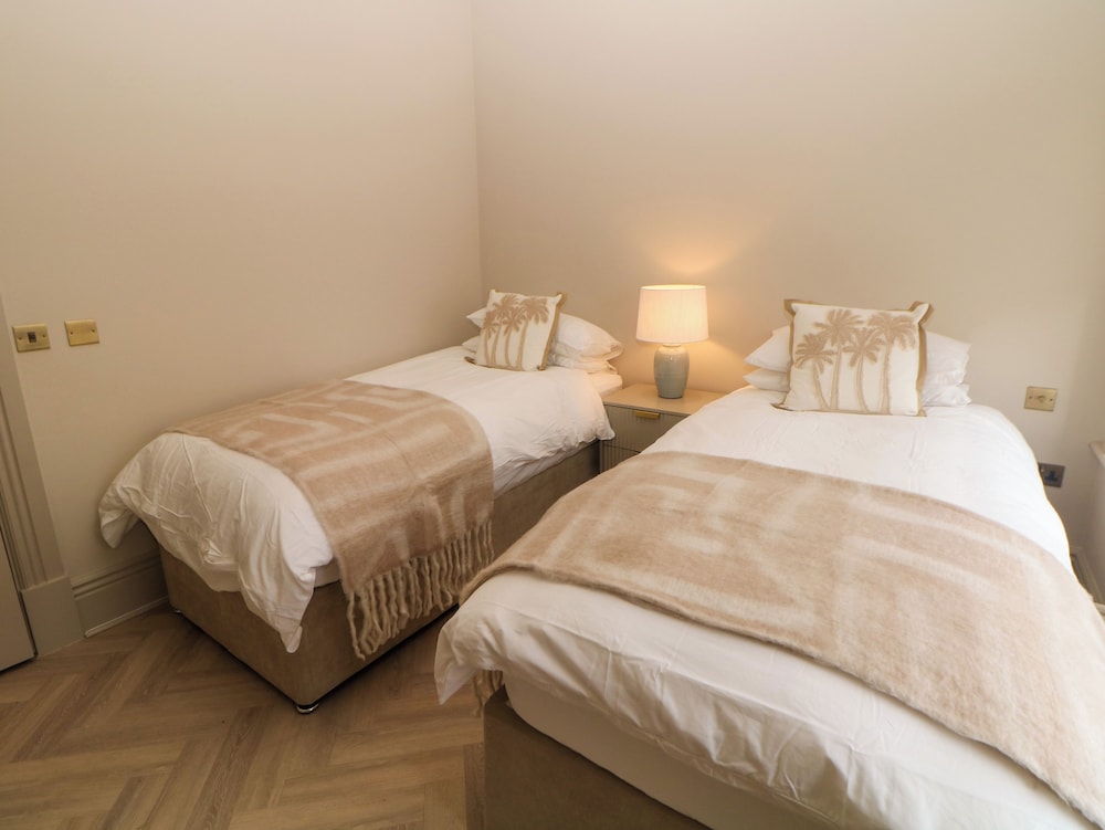 Castleton Suite