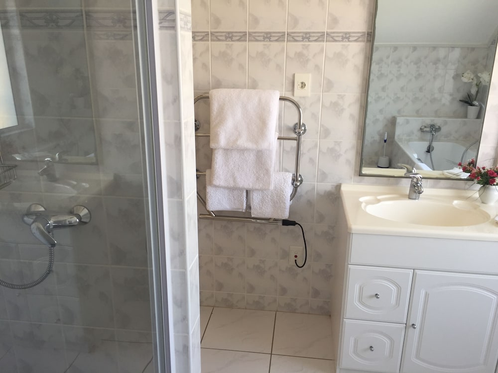 Oceanview Suite