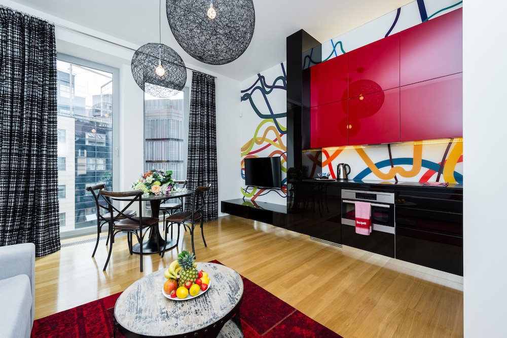 Aquarius Residence by TKC