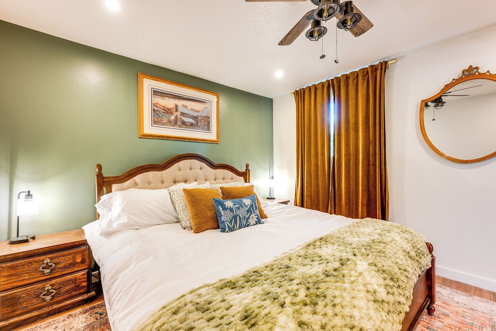 Historic Retreat w/ Mtn Views in Pioche!