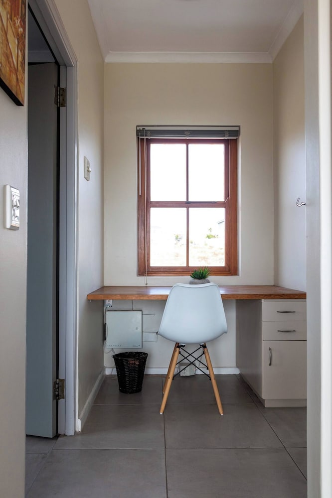 Serene Langebaan Getaway With Garden Views